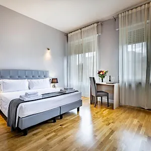 Bed & Breakfast Residenza24, Florence
