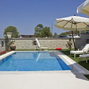 Lara Ilica Otel